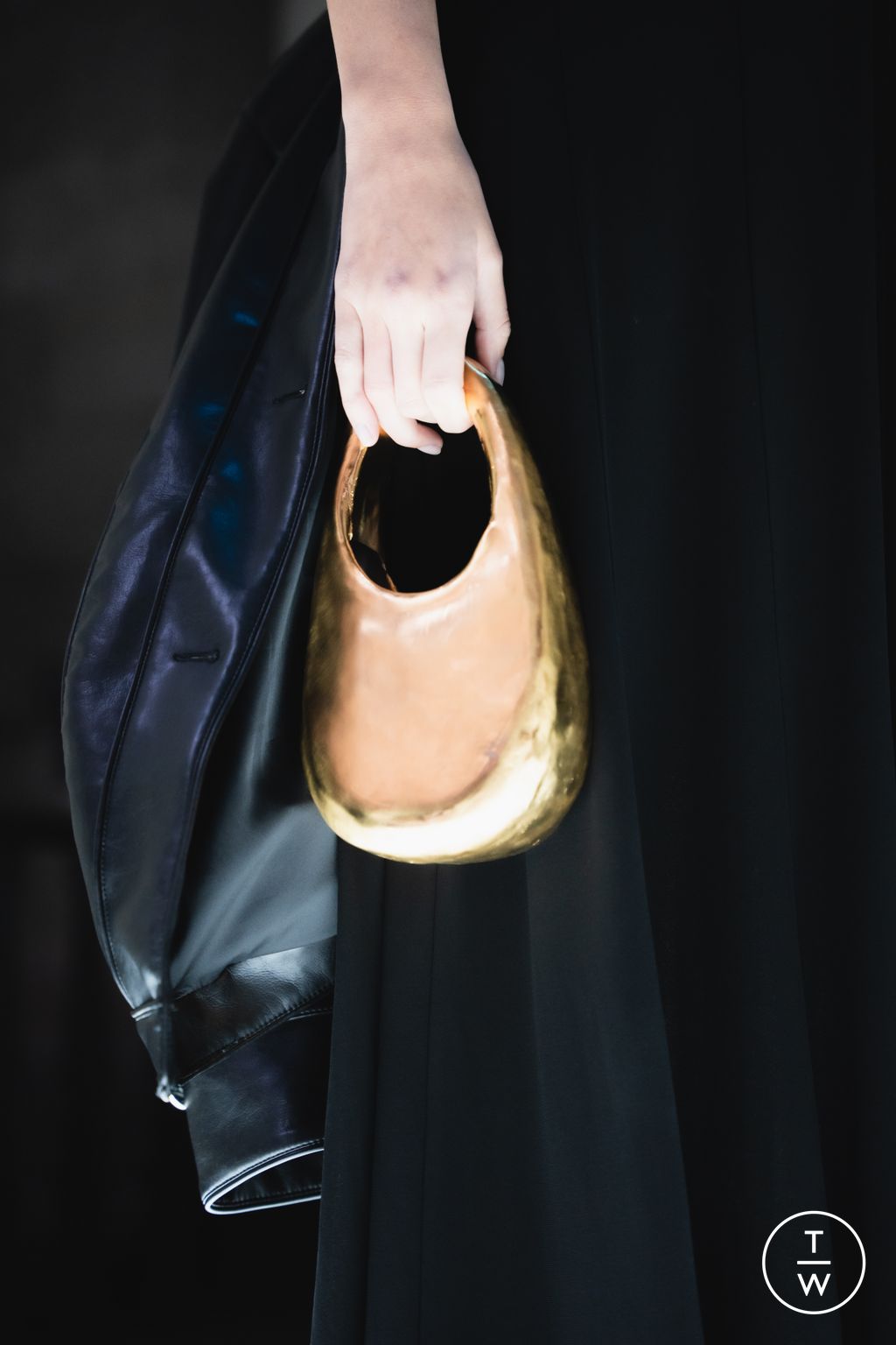 Fashion Week Paris Spring/Summer 2023 look 1 de la collection Coperni womenswear accessories