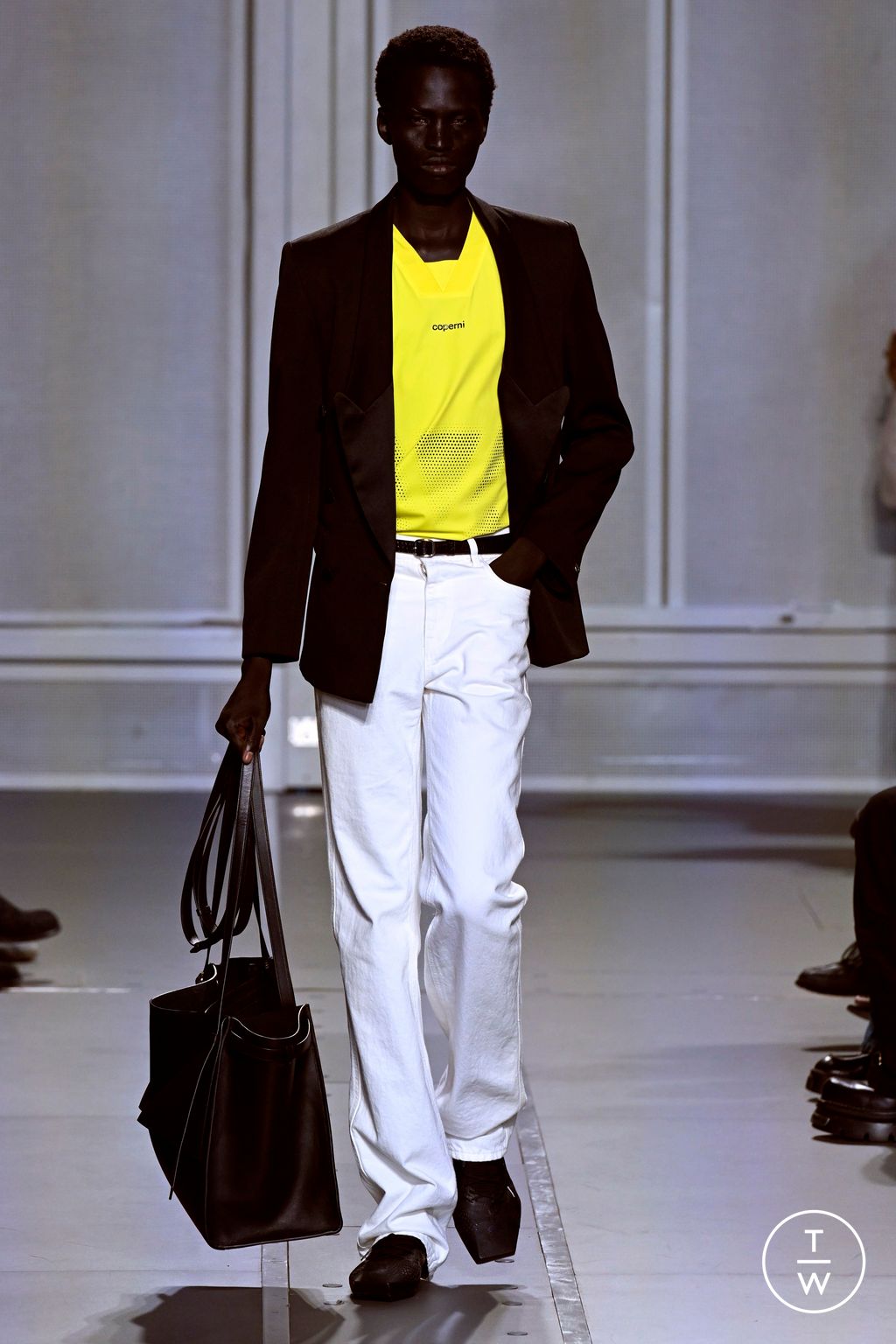 Fashion Week Paris Spring/Summer 2024 look 15 de la collection Coperni womenswear