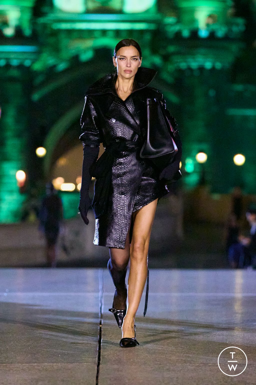 Fashion Week Paris Spring-Summer 2025 look 30 de la collection Coperni womenswear