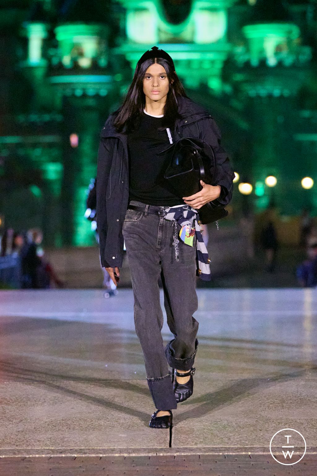 Fashion Week Paris Spring/Summer 2025 look 39 de la collection Coperni womenswear