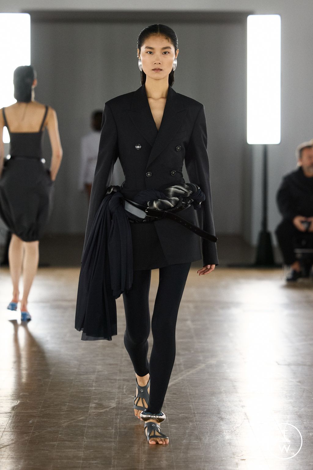 Fashion Week Paris Spring/Summer 2026 look 8 from the Coperni collection womenswear