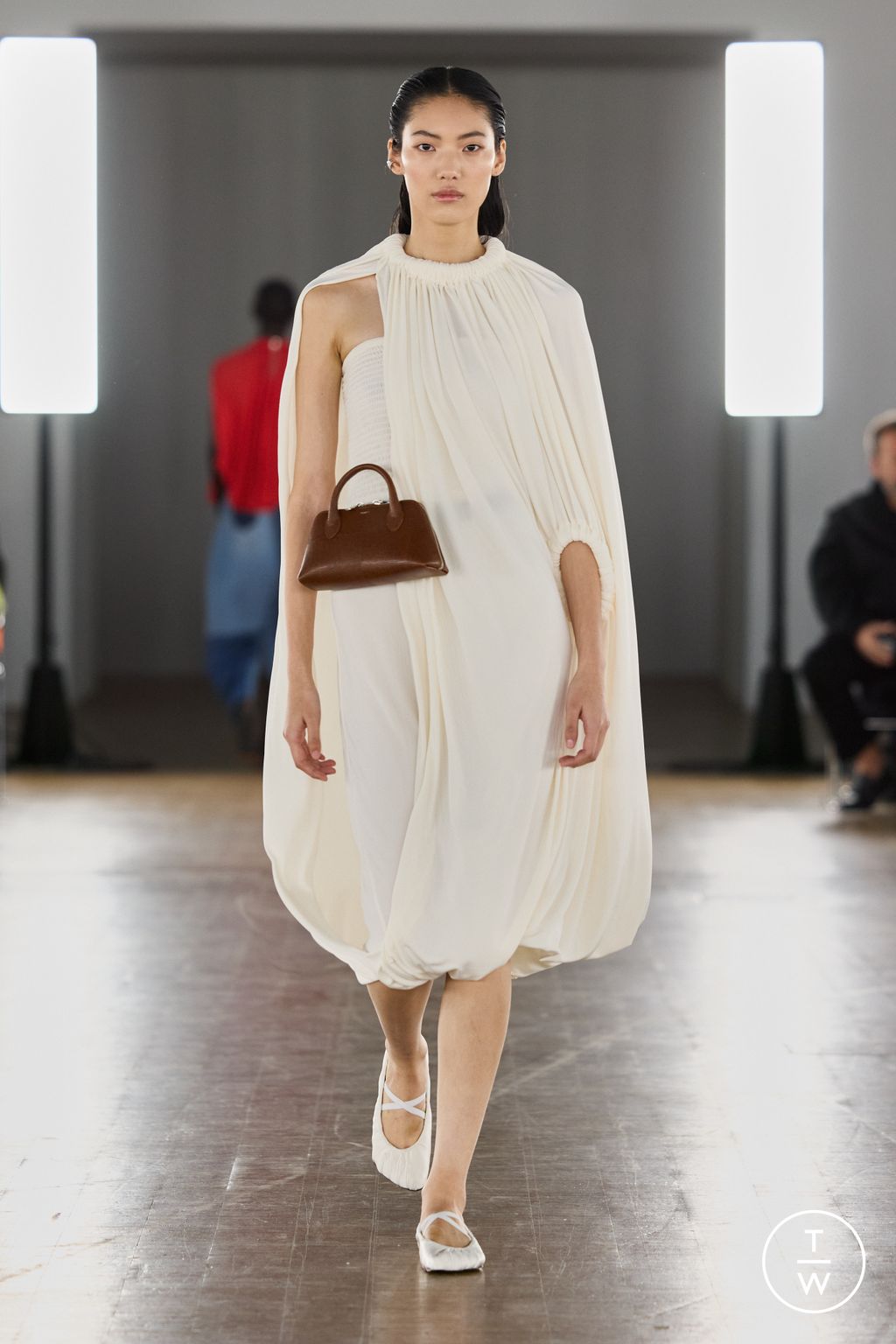 Fashion Week Paris Spring/Summer 2026 look 33 de la collection Coperni womenswear