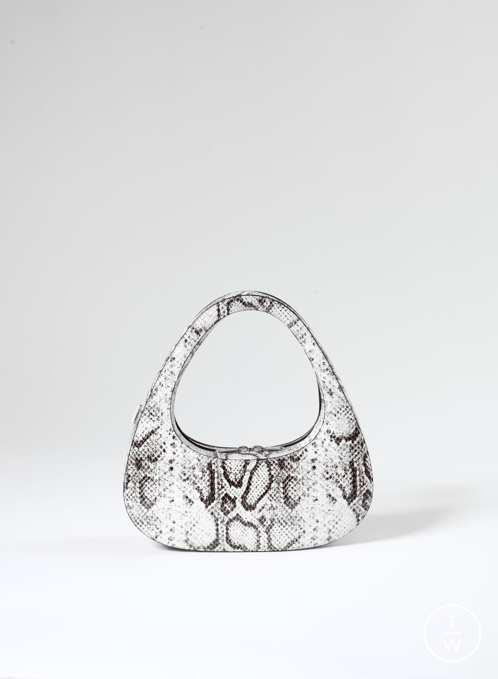 Fashion Week Paris Spring/Summer 2021 look 20 from the Coperni collection womenswear accessories