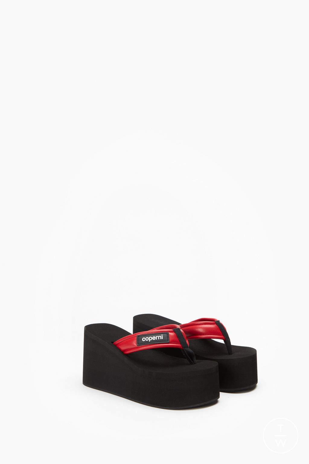 Fashion Week Paris Fall/Winter 2025 look 42 from the Coperni collection 女装配饰