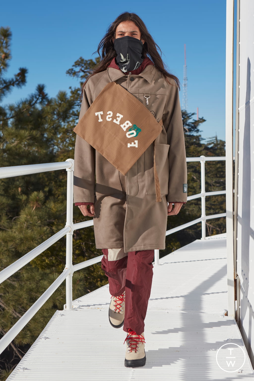 Fashion Week Paris Fall/Winter 2021 look 19 from the Reese Cooper collection 男装