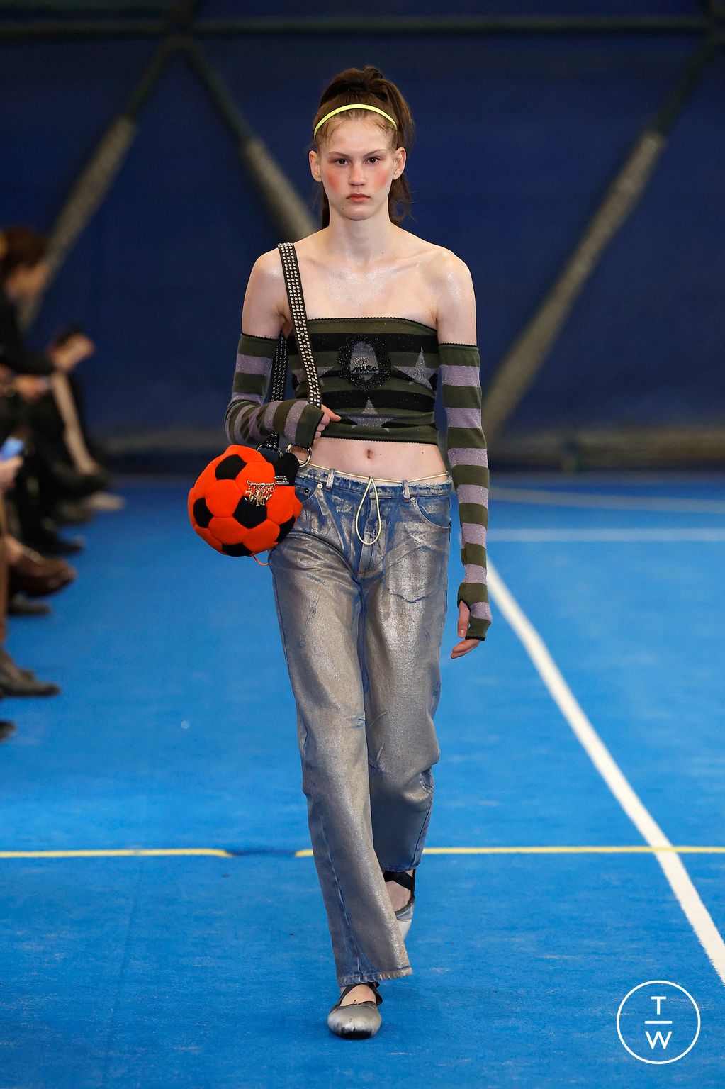 Fashion Week Milan Fall/Winter 2023 look 27 from the Cormio collection womenswear