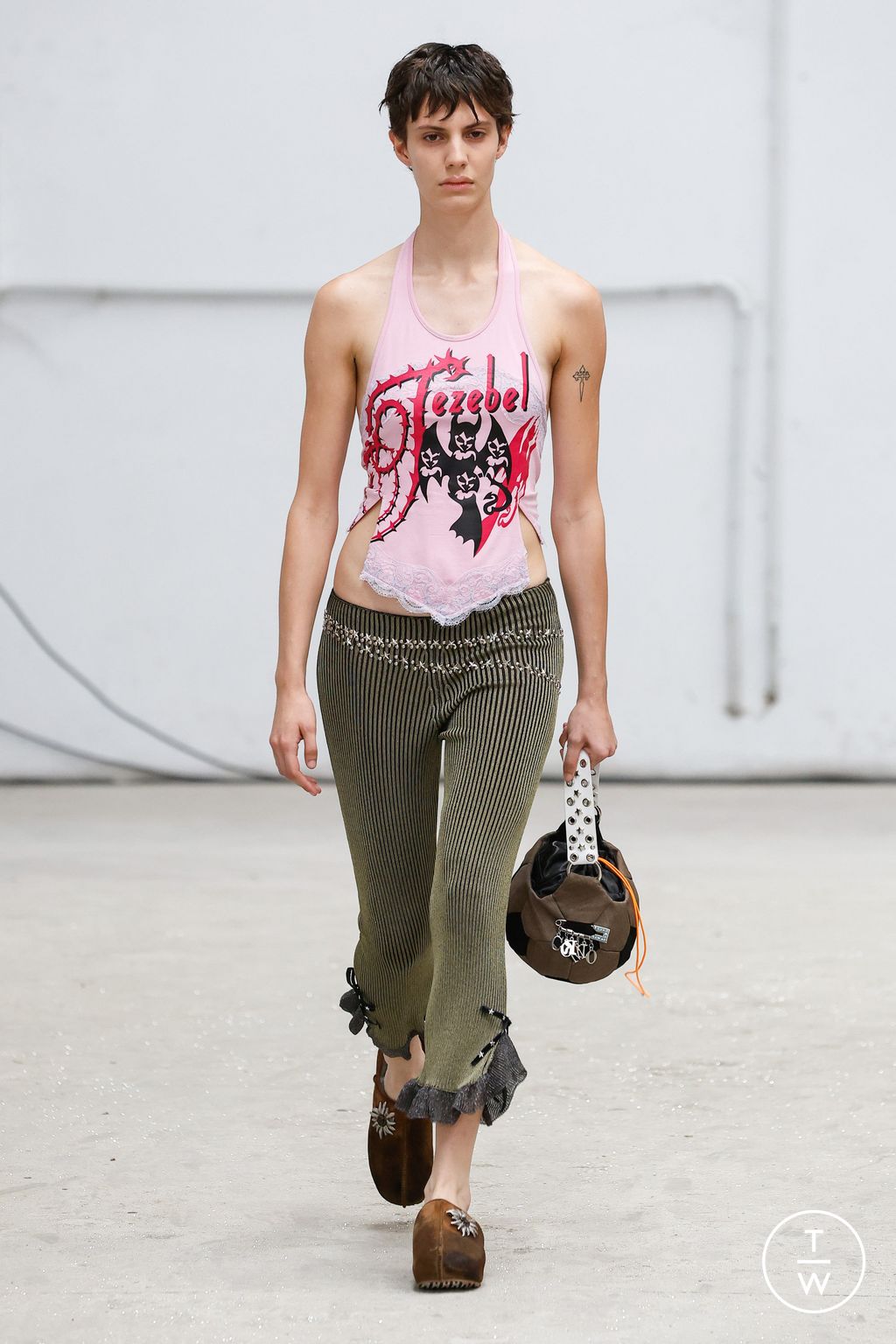 Fashion Week Milan Spring/Summer 2024 look 11 from the Cormio collection 女装
