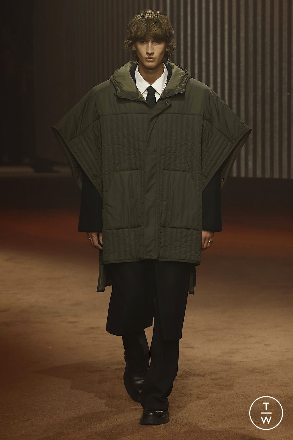 Fashion Week New York Fall/Winter 2023 look 8 from the Cos collection womenswear