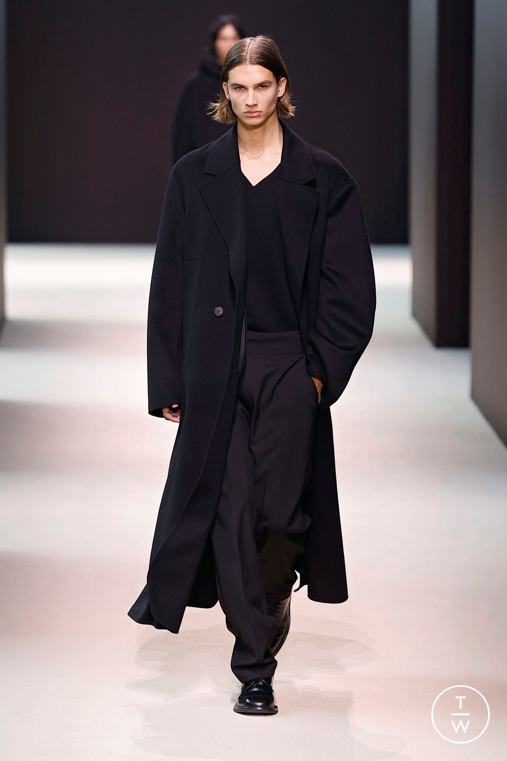 Fashion Week New York Fall/Winter 2024 look 3 from the Cos collection womenswear