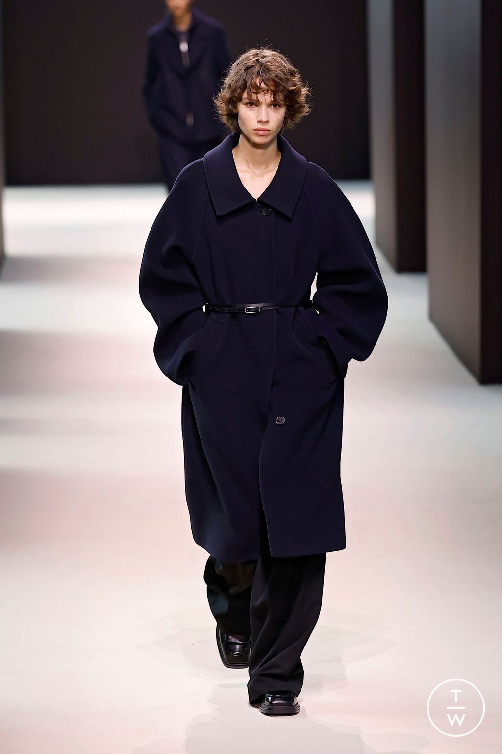 Fashion Week New York Fall/Winter 2024 look 10 from the Cos collection womenswear