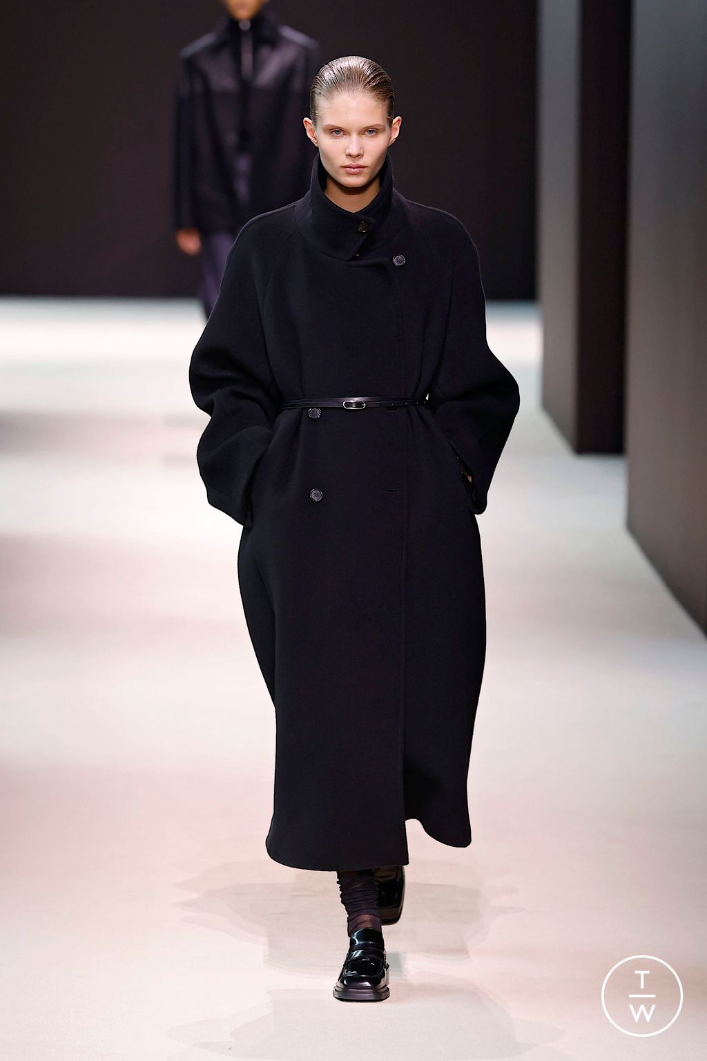 Fashion Week New York Fall/Winter 2024 look 12 from the Cos collection womenswear