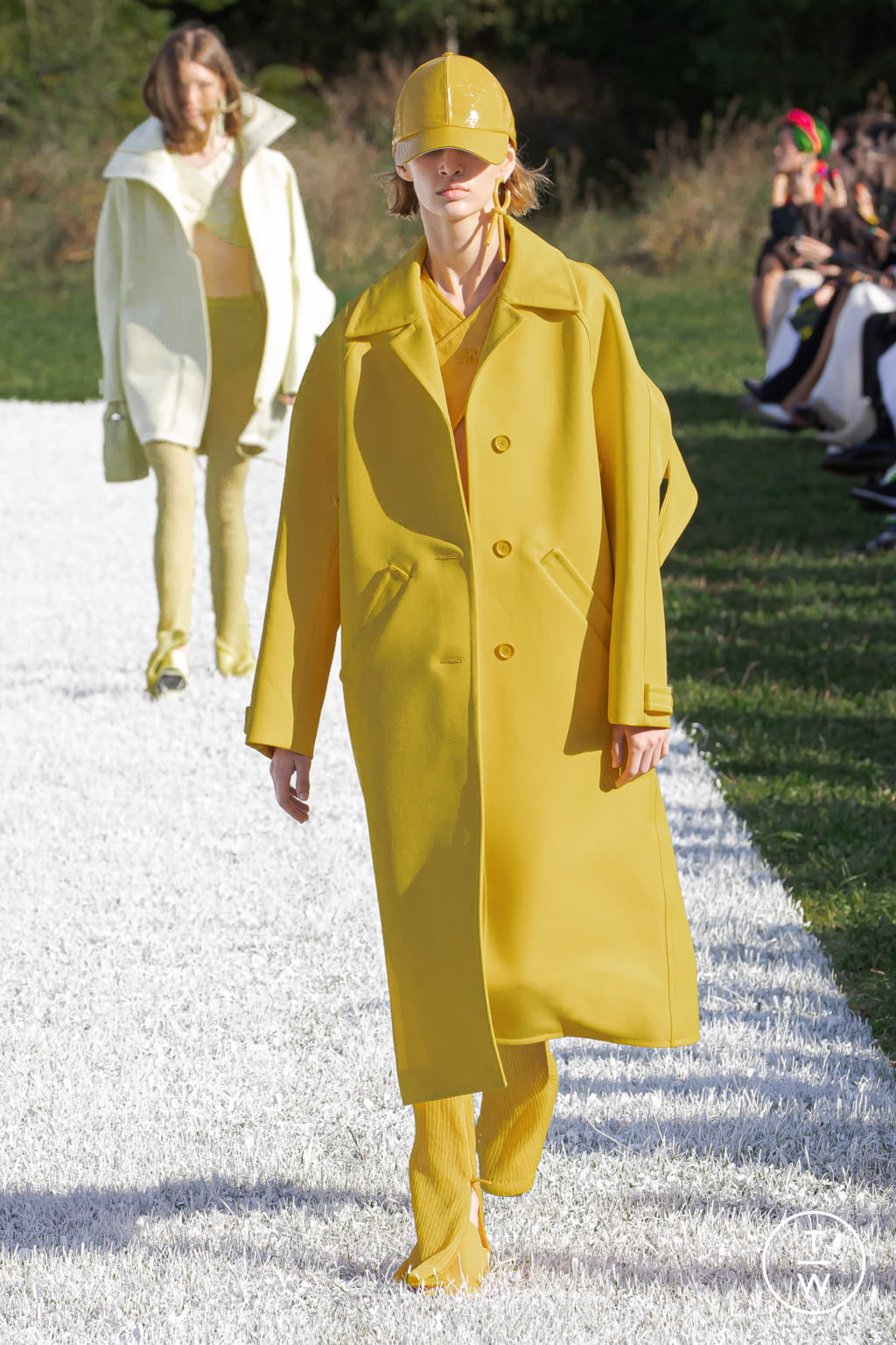 Fashion Week Paris Spring/Summer 2022 look 4 from the Courrèges collection womenswear