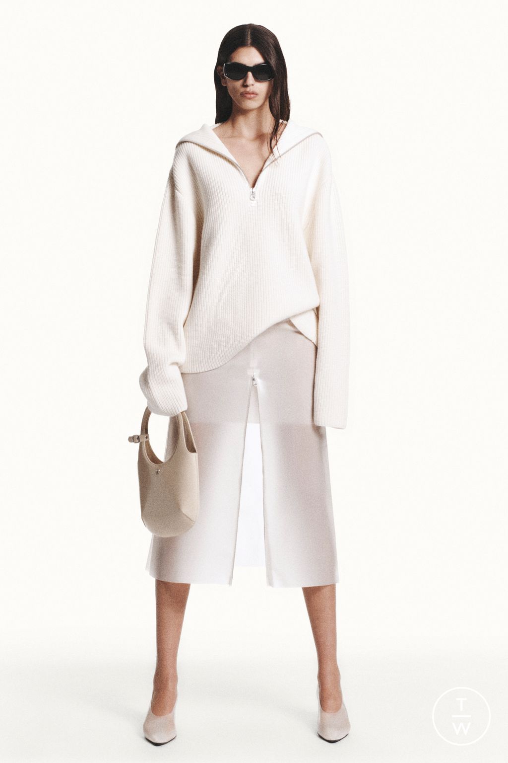 Fashion Week Paris Pre-Fall 2024 look 4 from the Courrèges collection 女装
