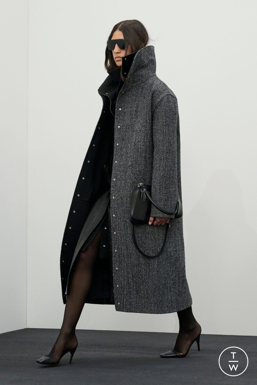 Fashion Week Paris Fall/Winter 2026 look 6 from the Courrèges collection 女装