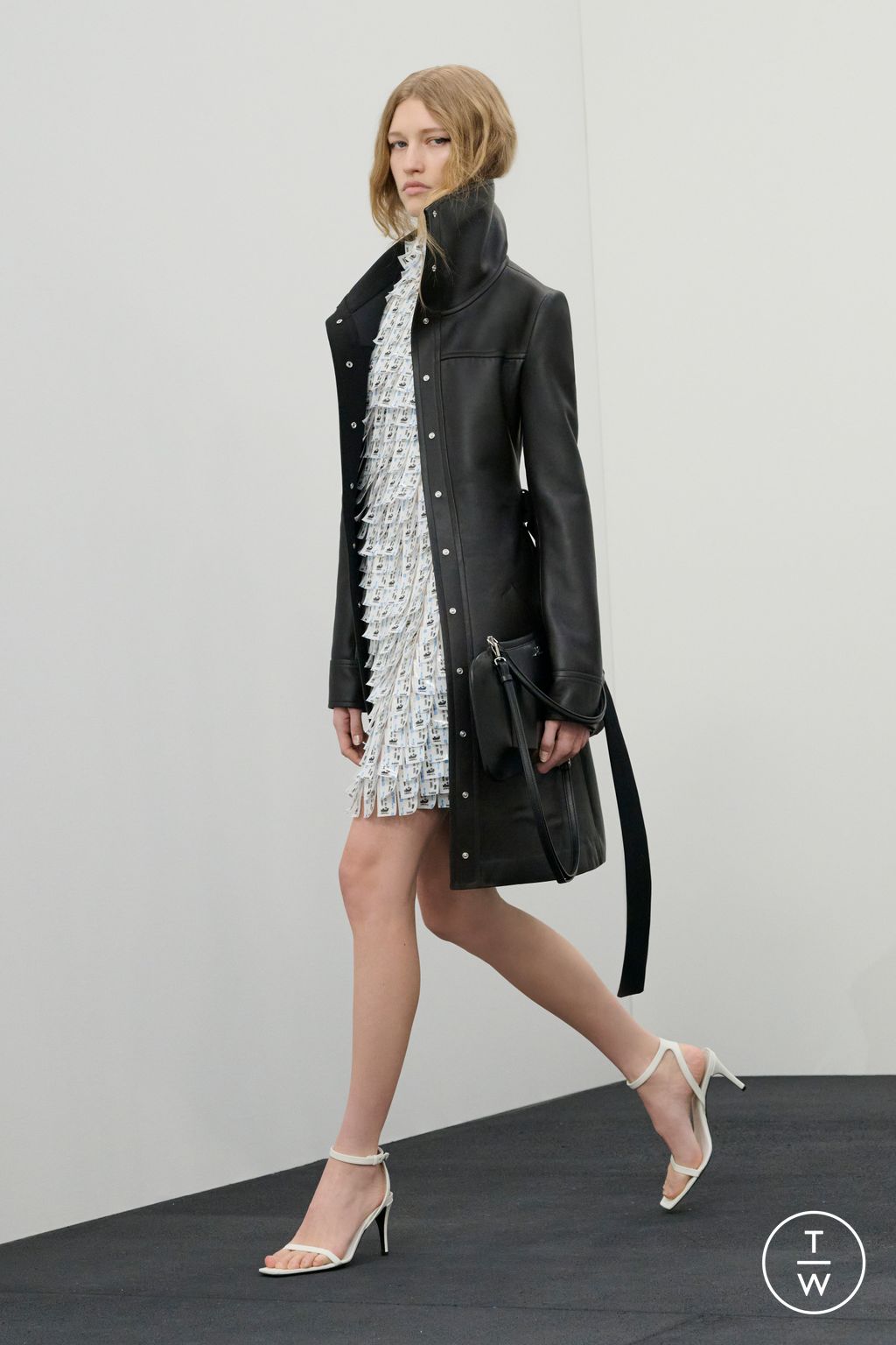 Fashion Week Paris Fall/Winter 2026 look 10 from the Courrèges collection womenswear