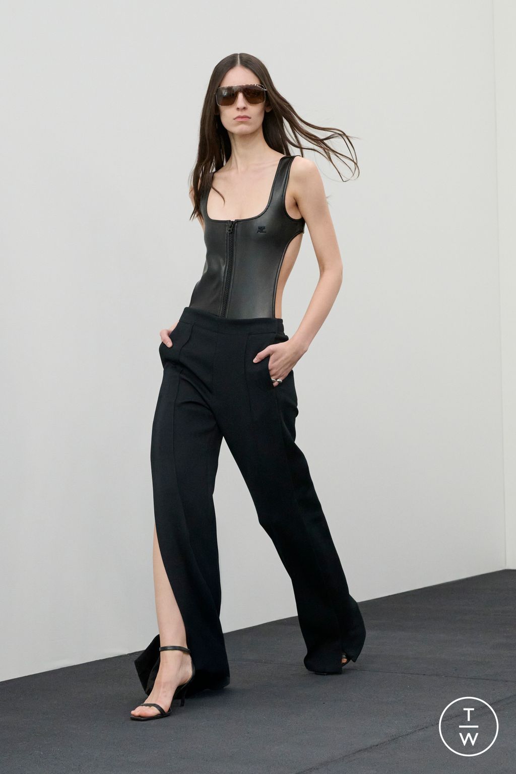 Fashion Week Paris Fall/Winter 2026 look 31 from the Courrèges collection womenswear