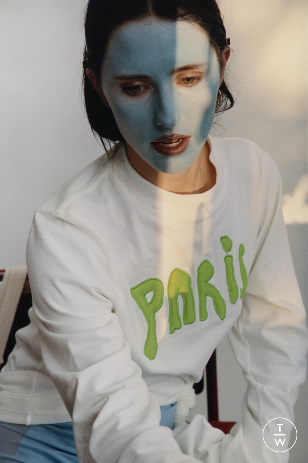 Fashion Week Paris Resort 2020 look 4 from the Courrèges collection 女装