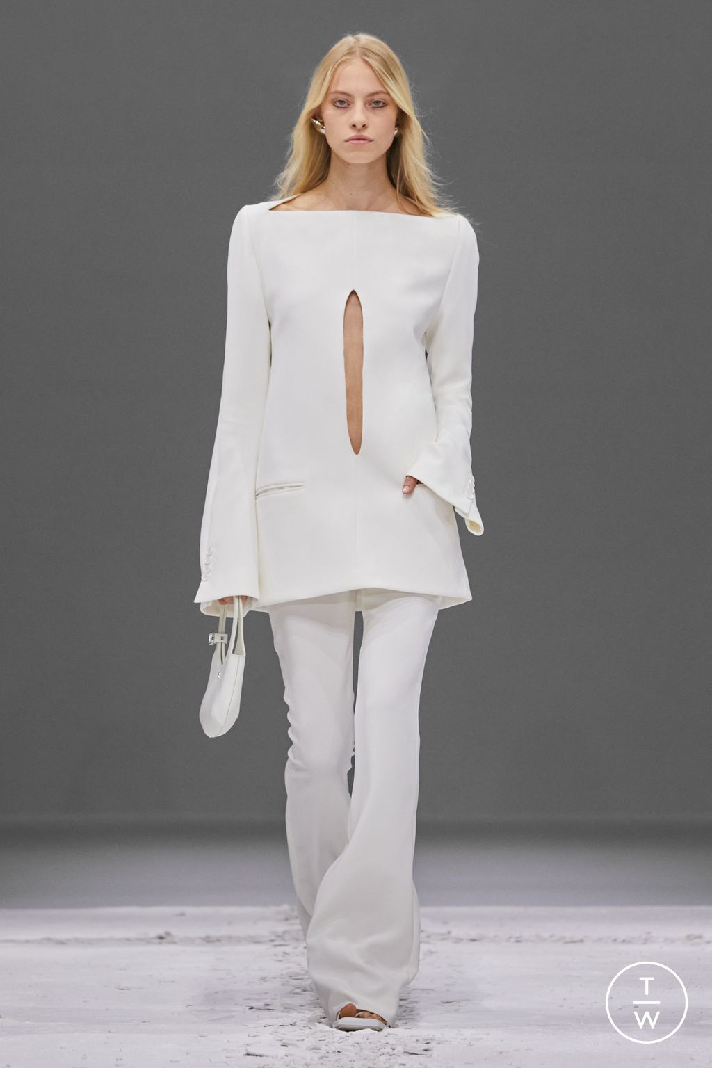 Fashion Week Paris Spring/Summer 2024 look 41 from the Courrèges collection womenswear