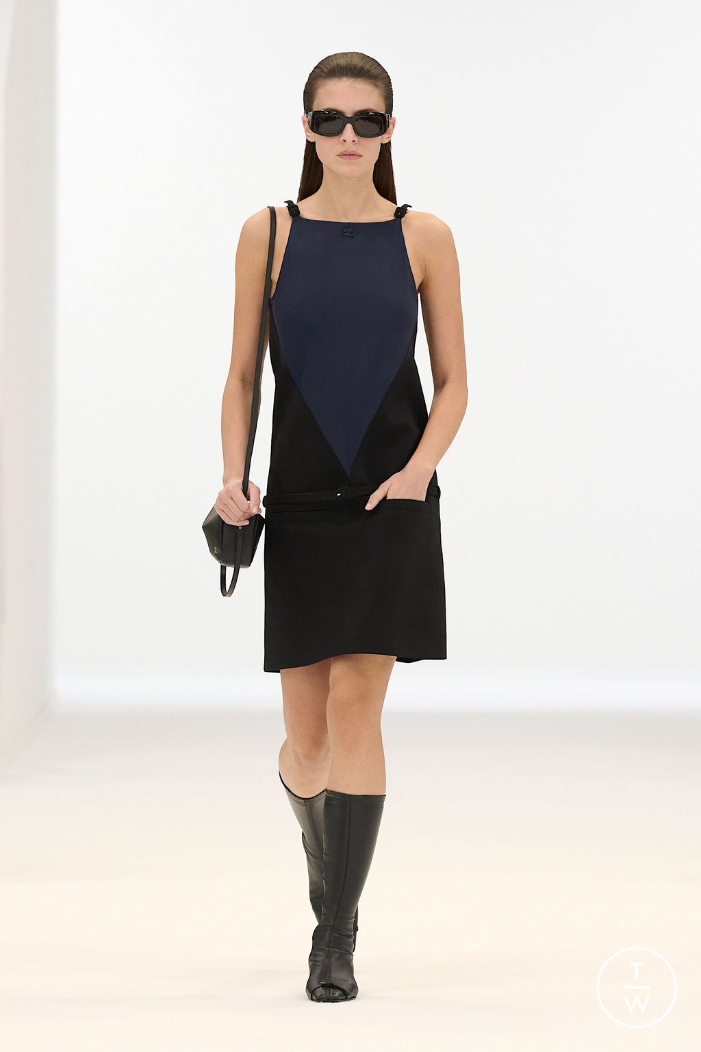 Fashion Week Paris Spring/Summer 2026 look 14 from the Courrèges collection womenswear