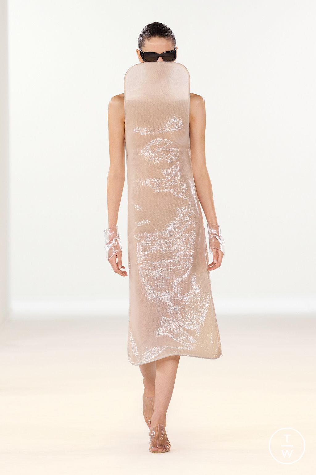 Fashion Week Paris Spring/Summer 2026 look 38 from the Courrèges collection womenswear