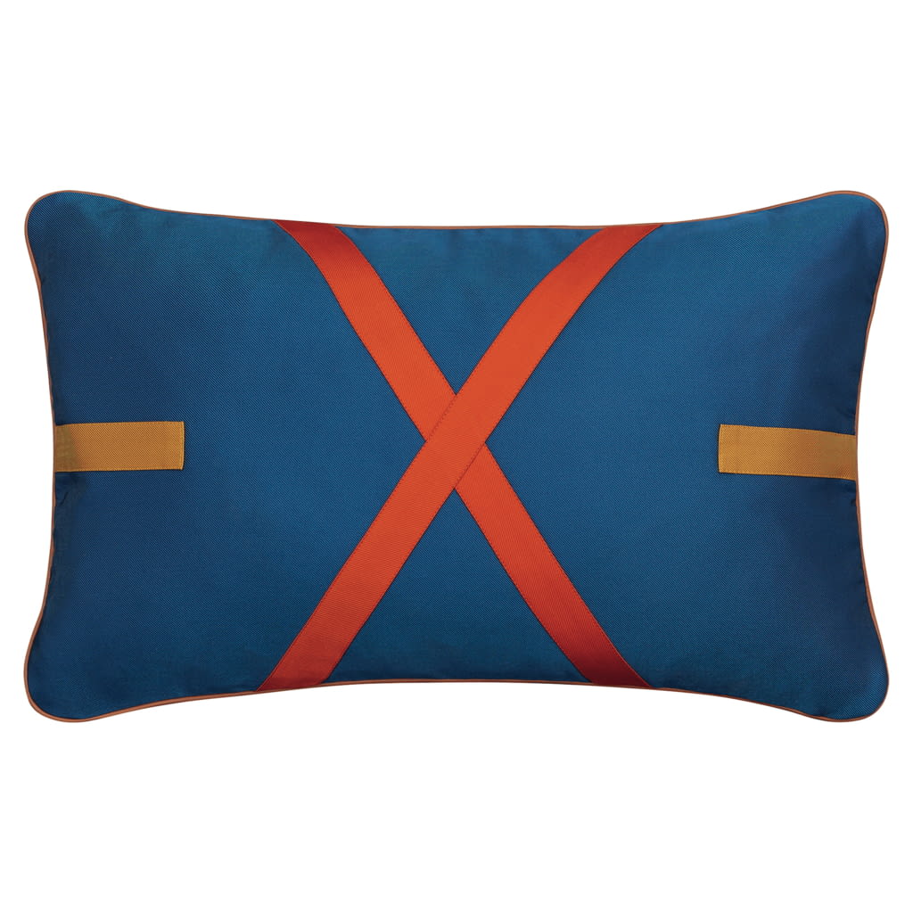 Fashion Week Paris Spring/Summer 2022 look 64 from the Hermès collection menswear accessories