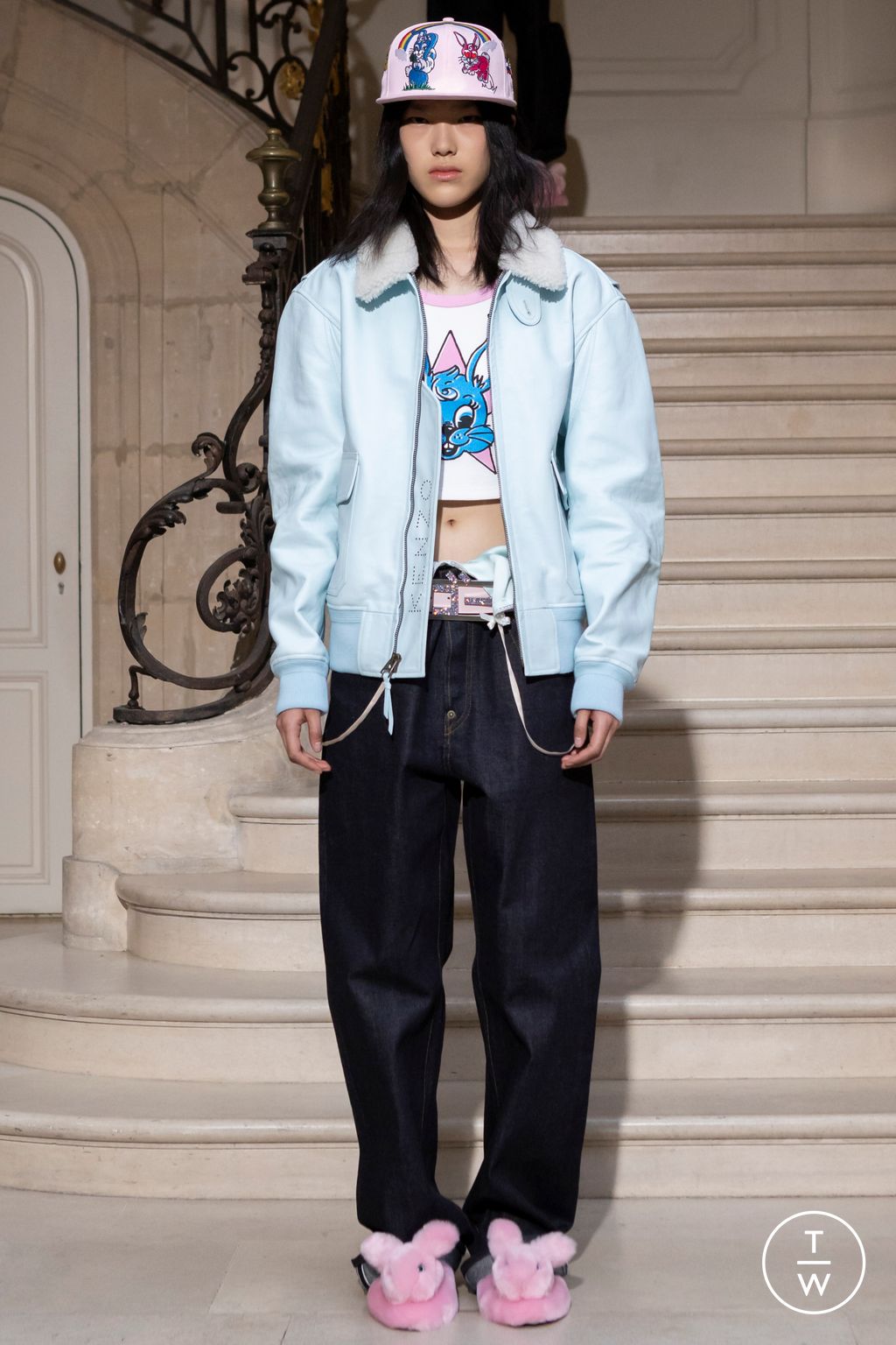 Fashion Week Paris Fall/Winter 2025 look 23 from the Kenzo collection womenswear