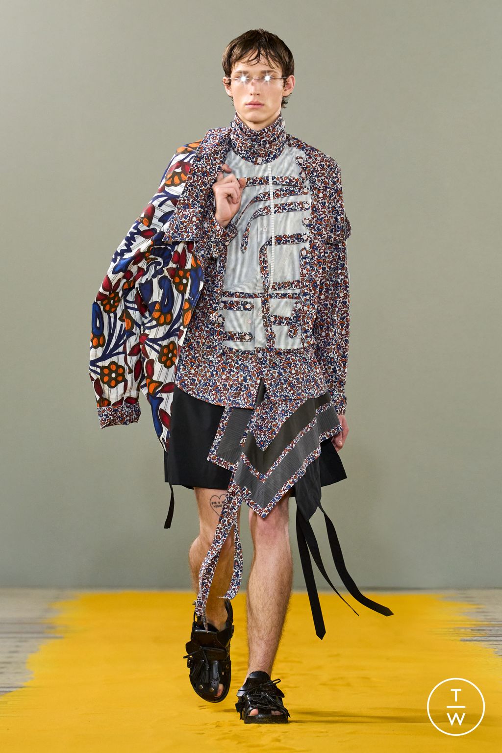 Fashion Week Paris Spring/Summer 2026 look 9 from the Craig Green collection menswear