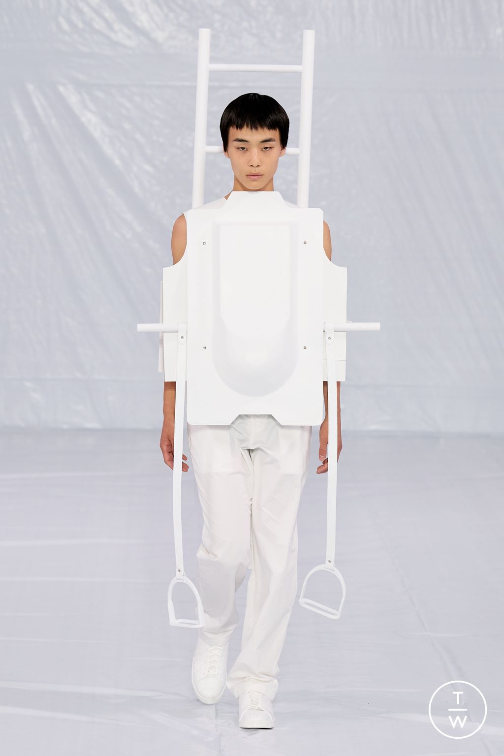 Fashion Week Paris Spring/Summer 2023 look 3 from the Craig Green collection 男装