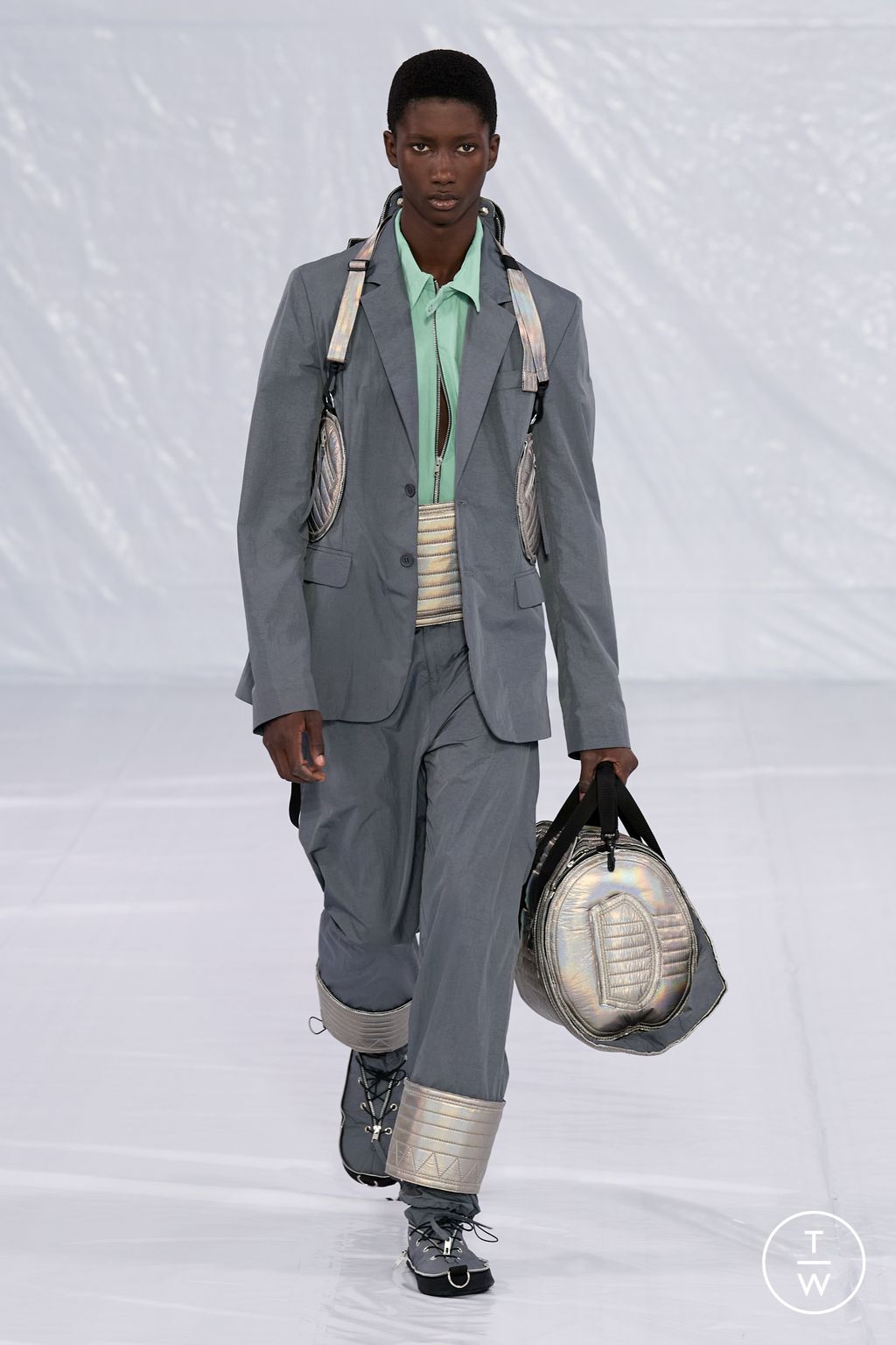 Fashion Week Paris Spring/Summer 2023 look 11 from the Craig Green collection 男装