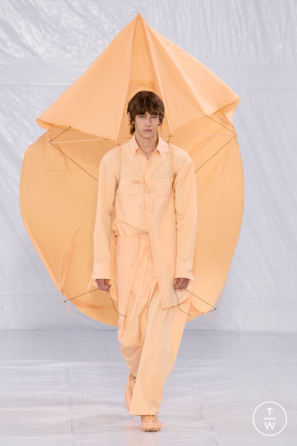 Fashion Week Paris Spring/Summer 2023 look 45 from the Craig Green collection menswear