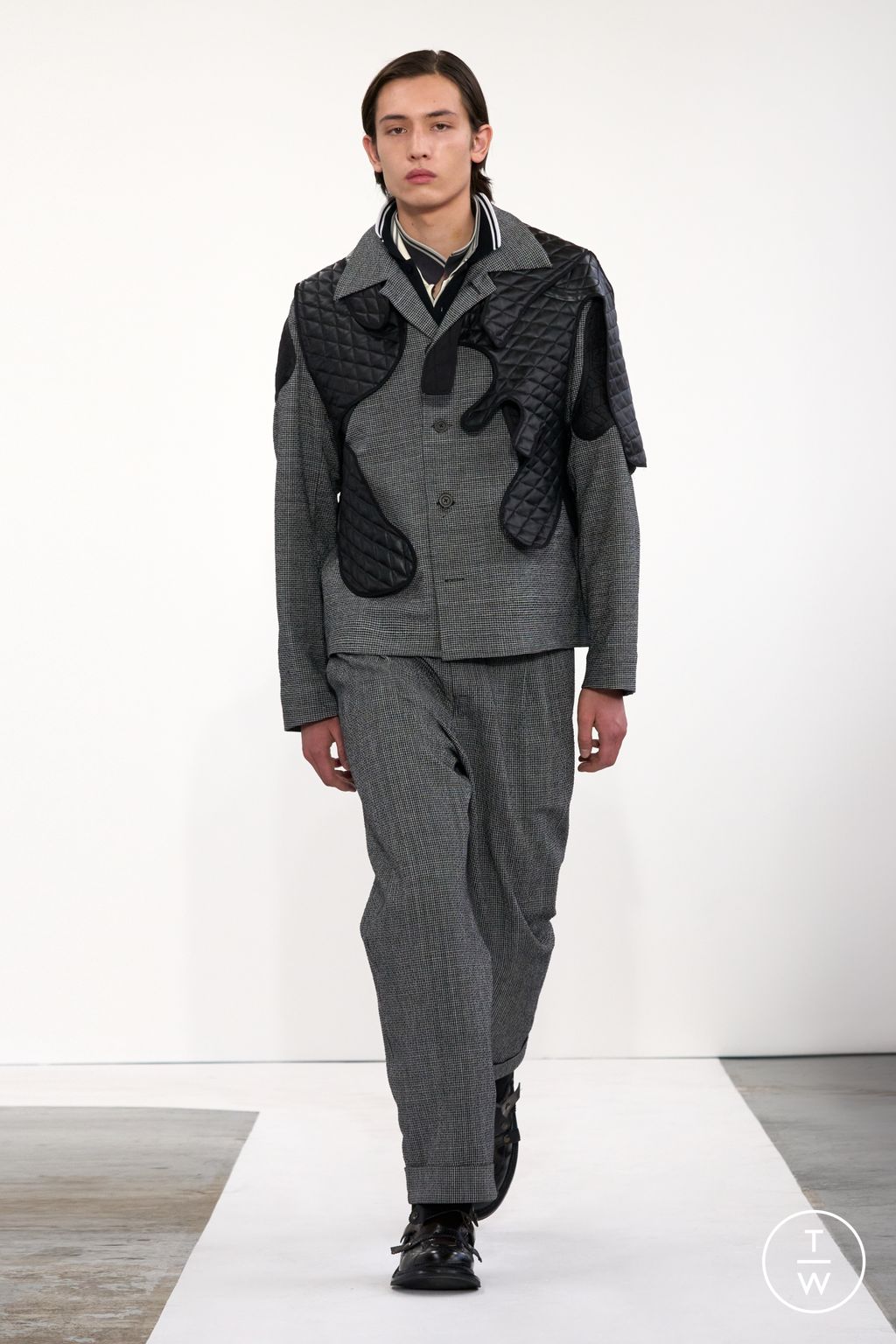 Fashion Week London Spring-Summer 2025 look 5 from the Craig Green collection menswear