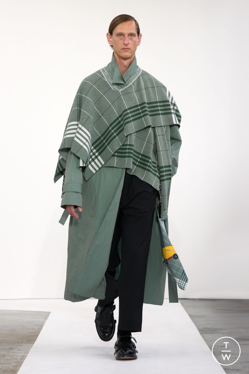 Fashion Week London Spring-Summer 2025 look 12 de la collection Craig Green menswear