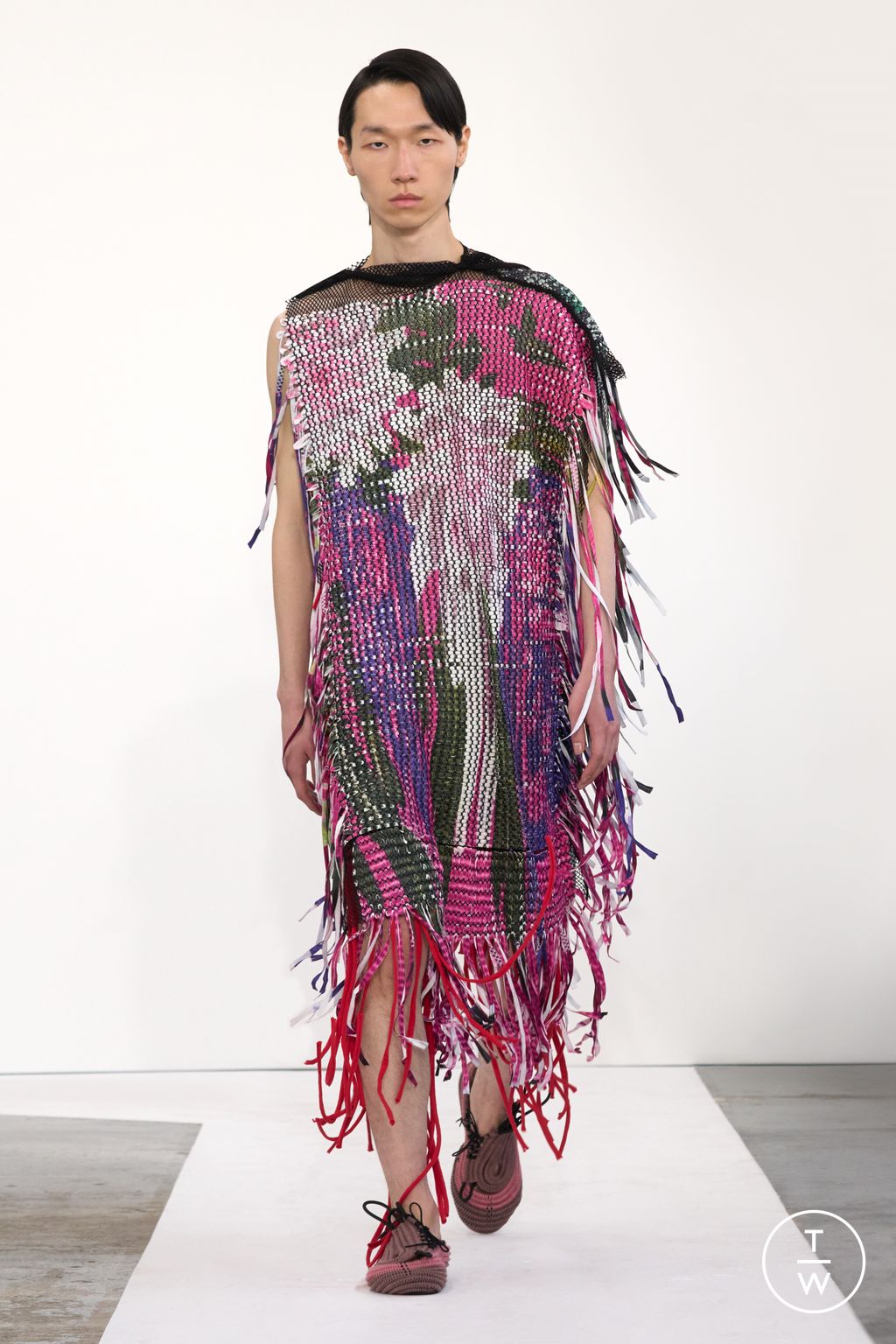 Fashion Week London Spring-Summer 2025 look 38 de la collection Craig Green menswear