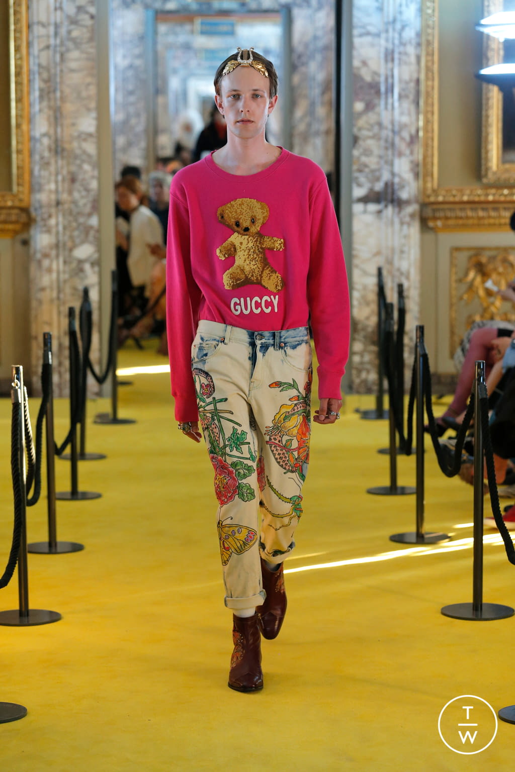 Gucci Resort 18 womenswear #83 - The Fashion Search Engine - TAGWALK