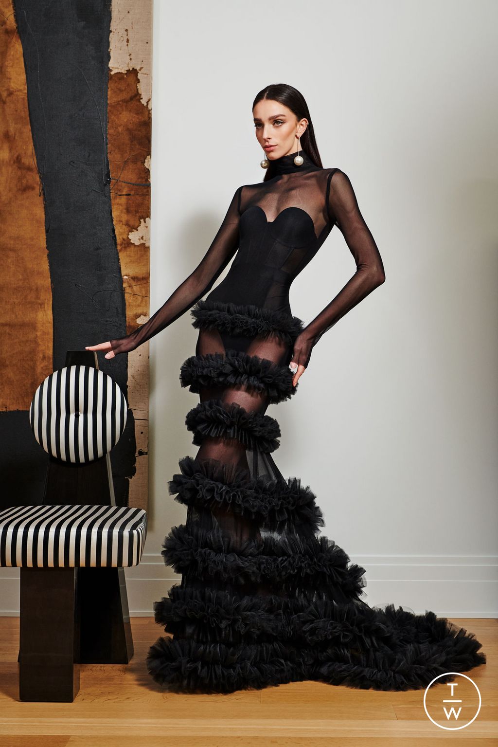 Fashion Week New York Resort 2024 look 19 from the Christian Siriano collection womenswear
