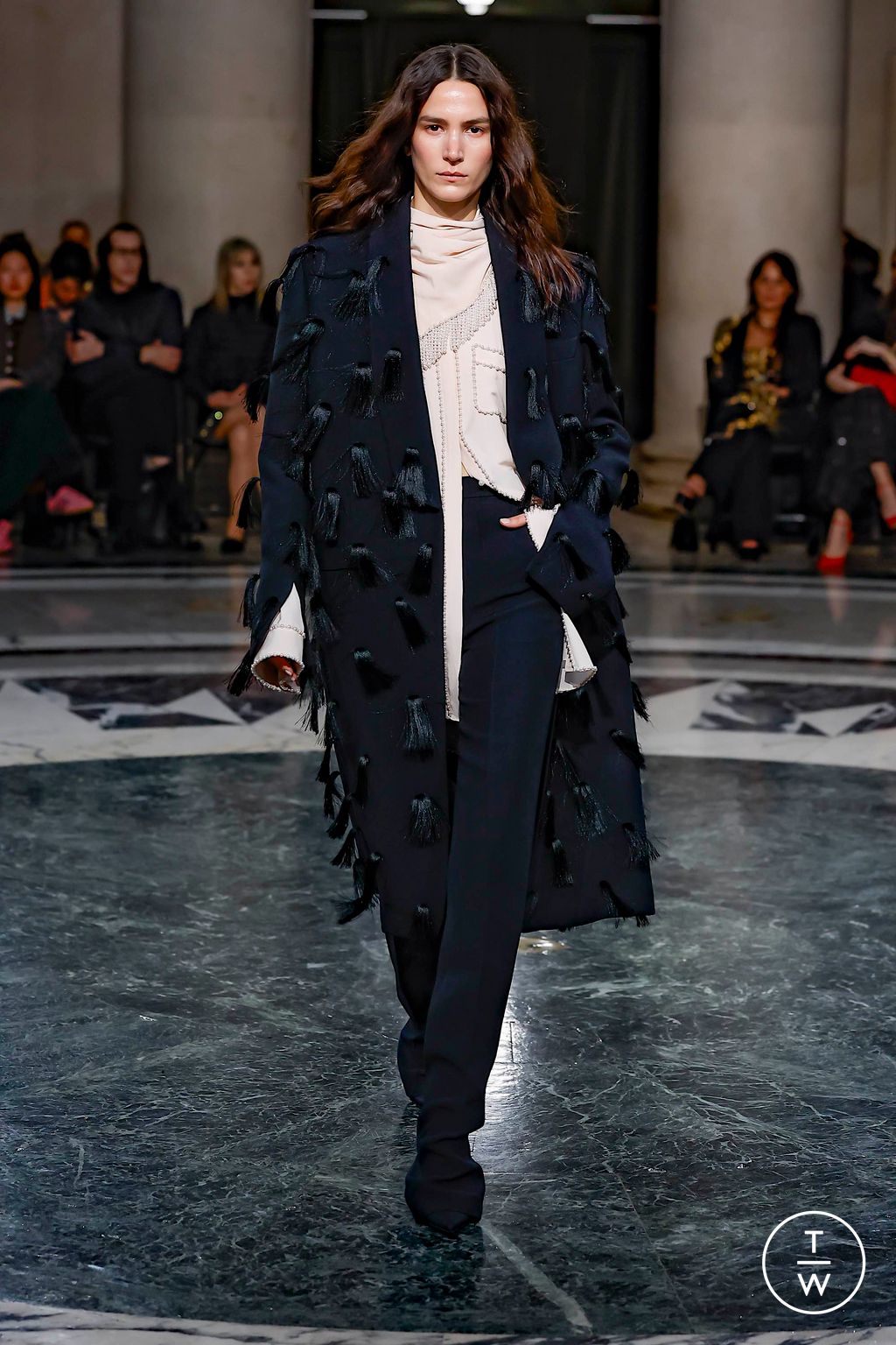 Fashion Week New York Fall/Winter 2024 look 25 from the Cucculelli Shaheen collection 女装