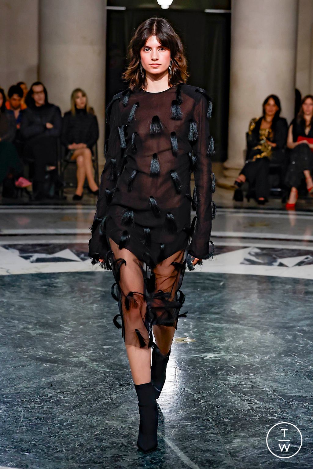 Fashion Week New York Fall/Winter 2024 look 28 de la collection Cucculelli Shaheen womenswear