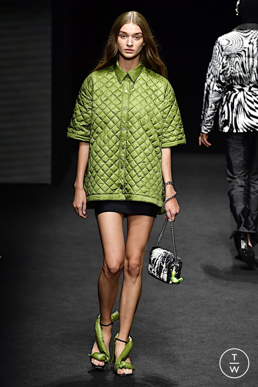 Fashion Week Milan Spring/Summer 2022 look 19 from the BUDAPEST SELECT collection 女装