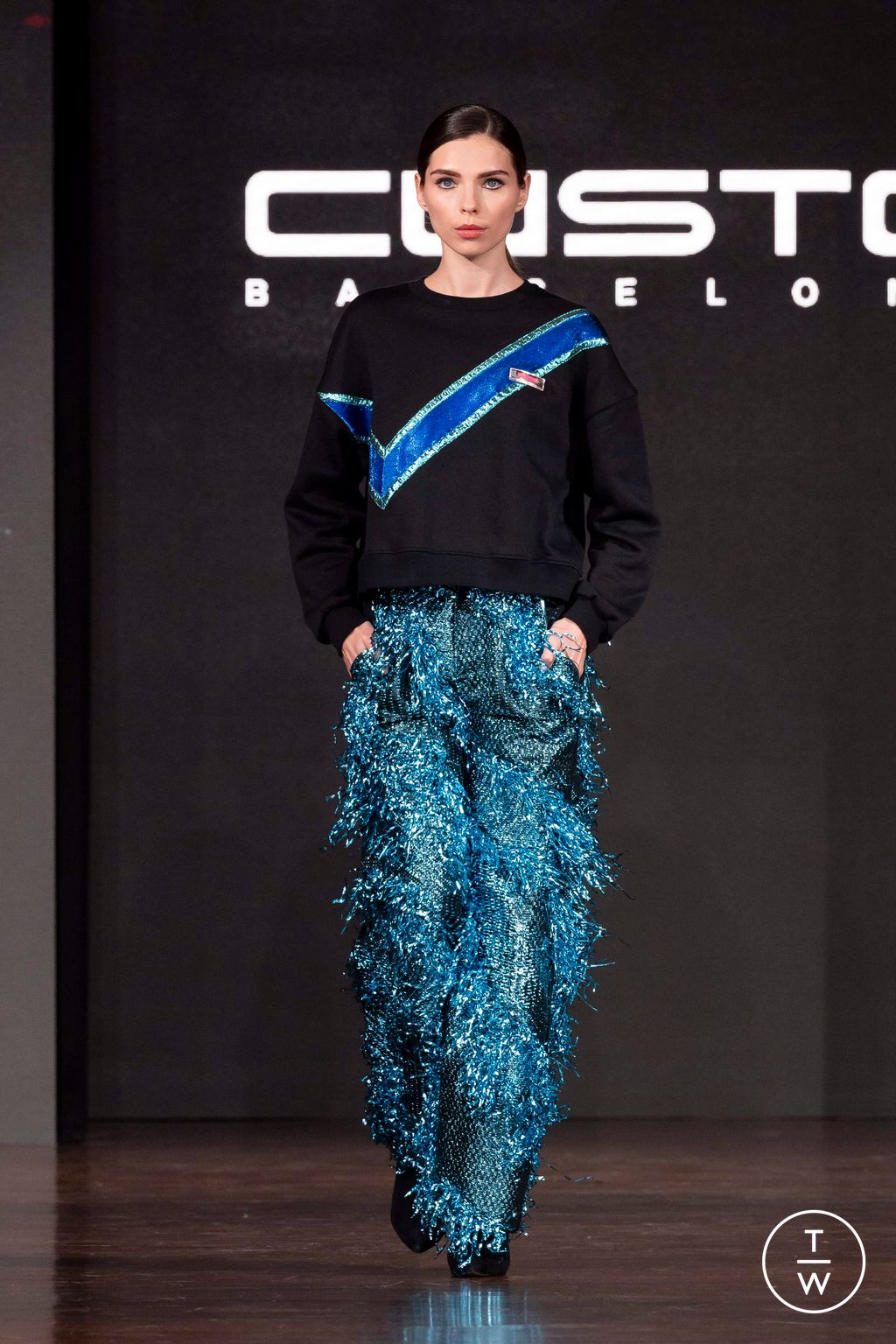 Fashion Week Milan Fall/Winter 2024 look 2 de la collection Custo Barcelona womenswear