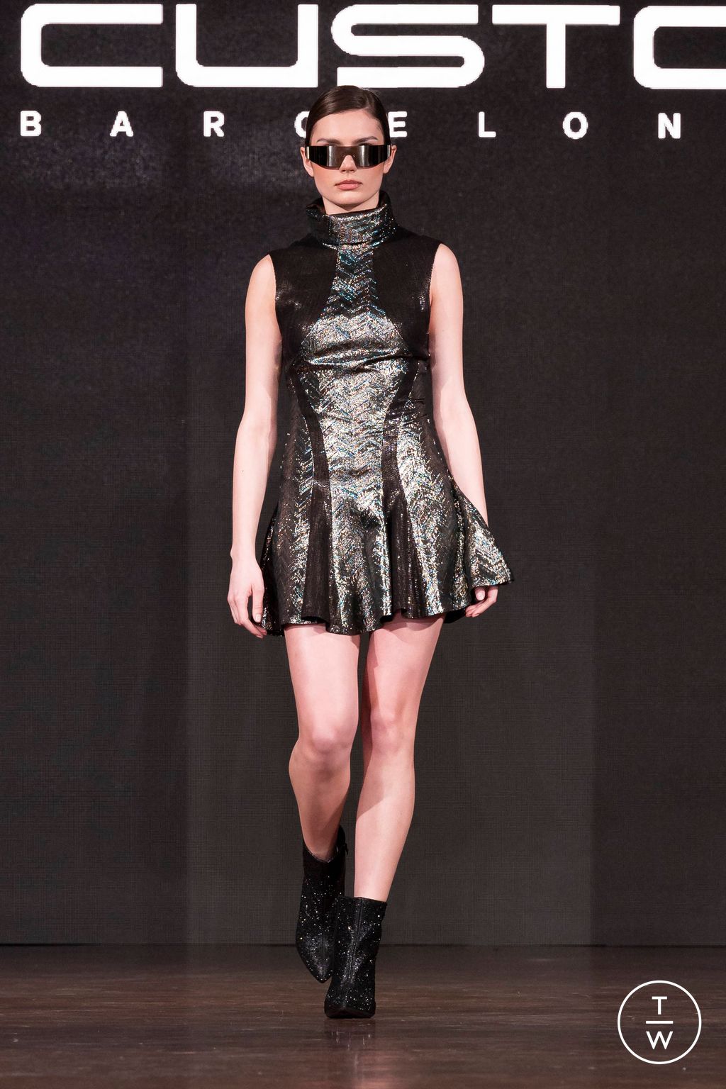 Fashion Week Milan Fall/Winter 2024 look 22 from the Custo Barcelona collection womenswear