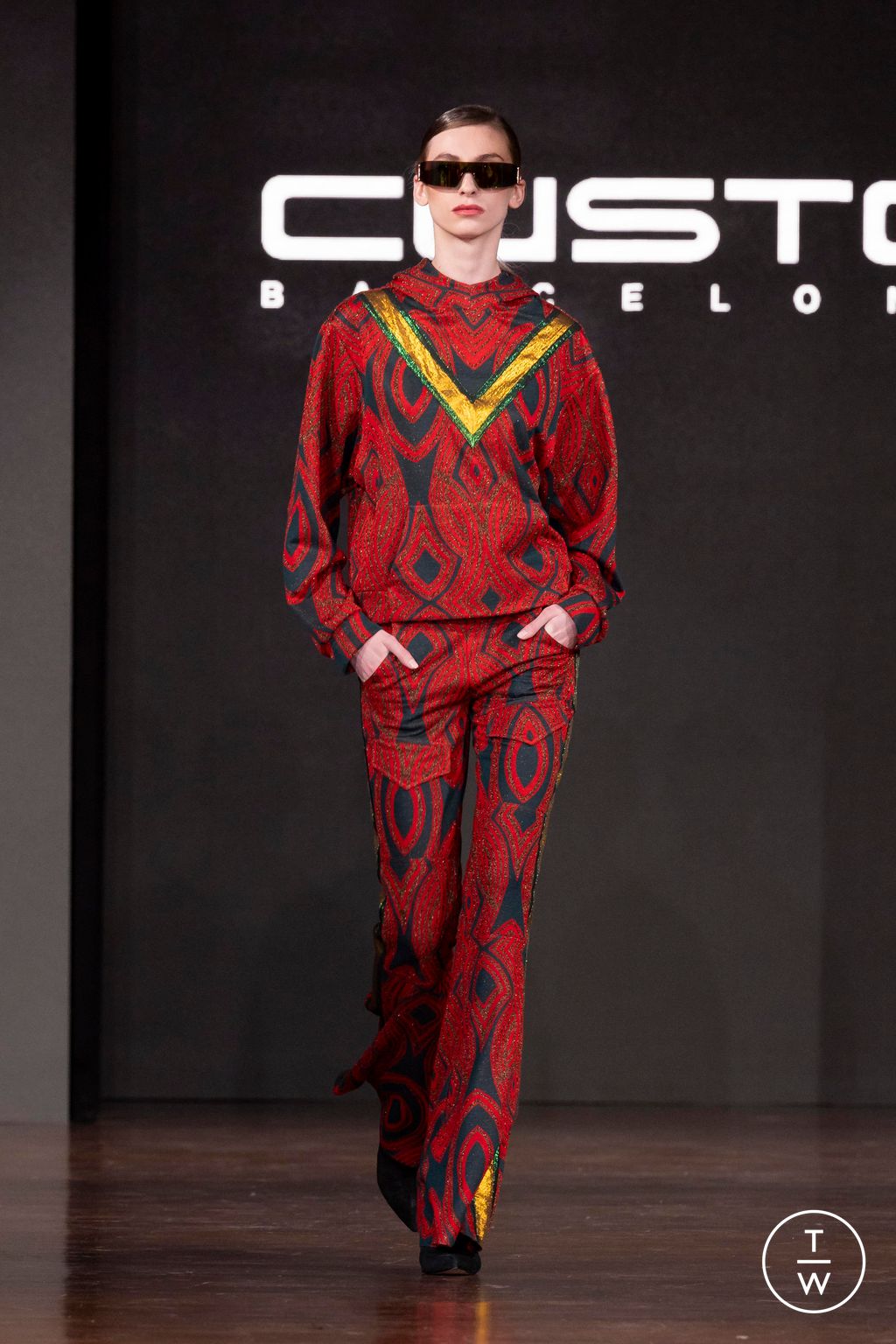 Fashion Week Milan Fall/Winter 2024 look 28 from the Custo Barcelona collection 女装
