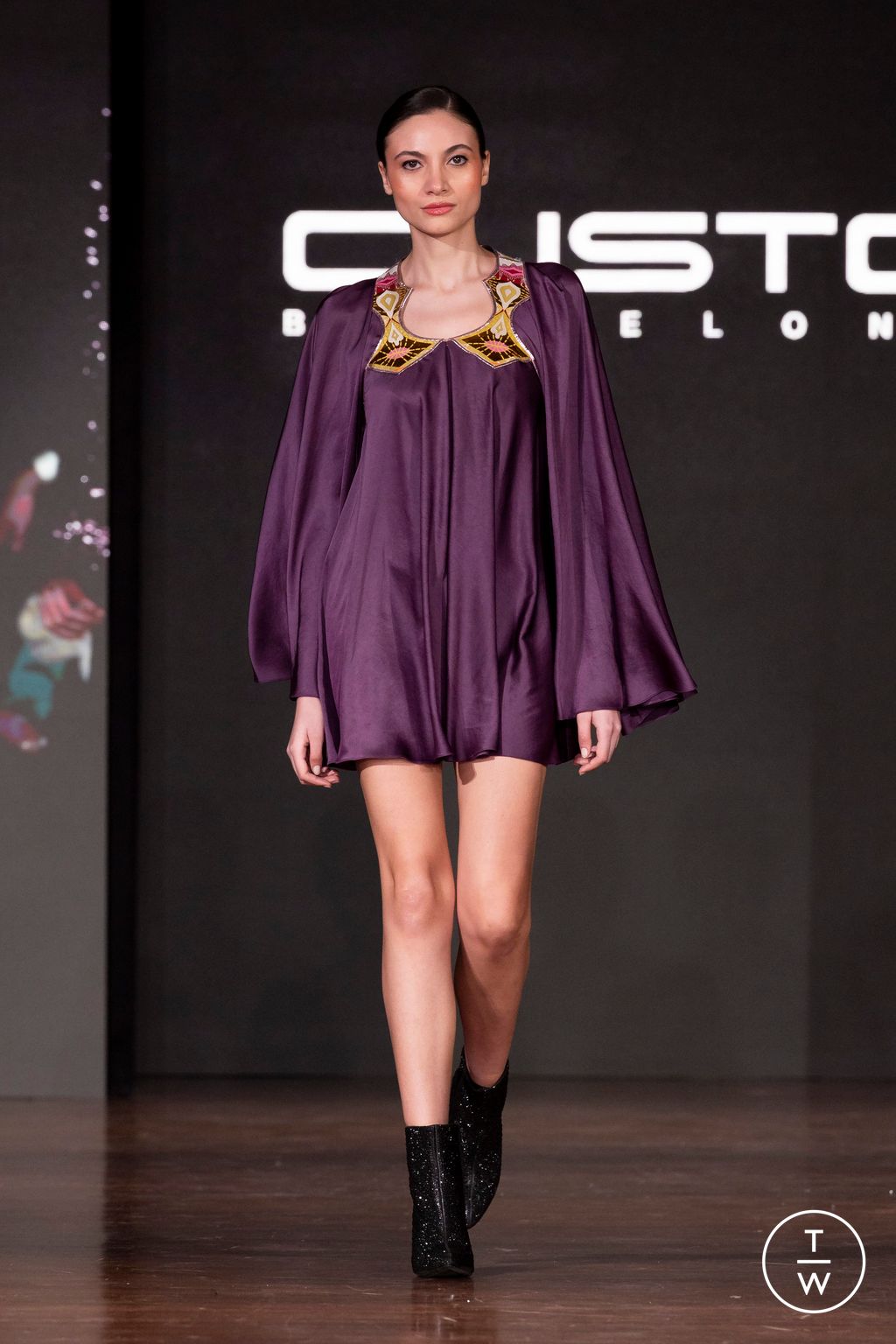Fashion Week Milan Fall/Winter 2024 look 31 from the Custo Barcelona collection womenswear