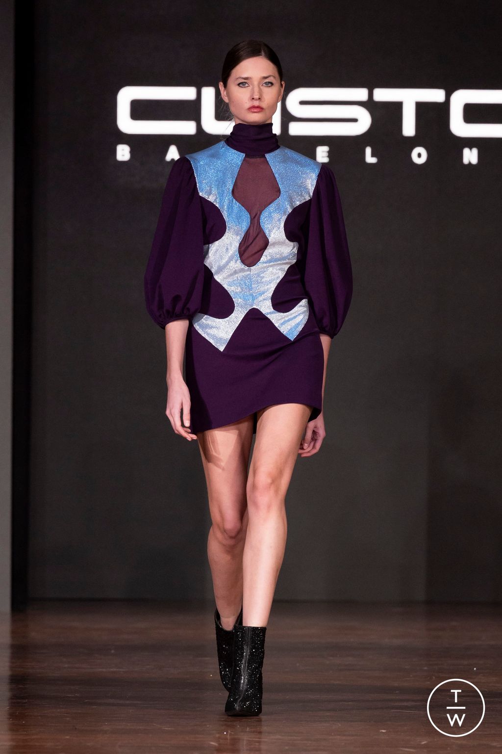 Fashion Week Milan Fall/Winter 2024 look 33 from the Custo Barcelona collection womenswear