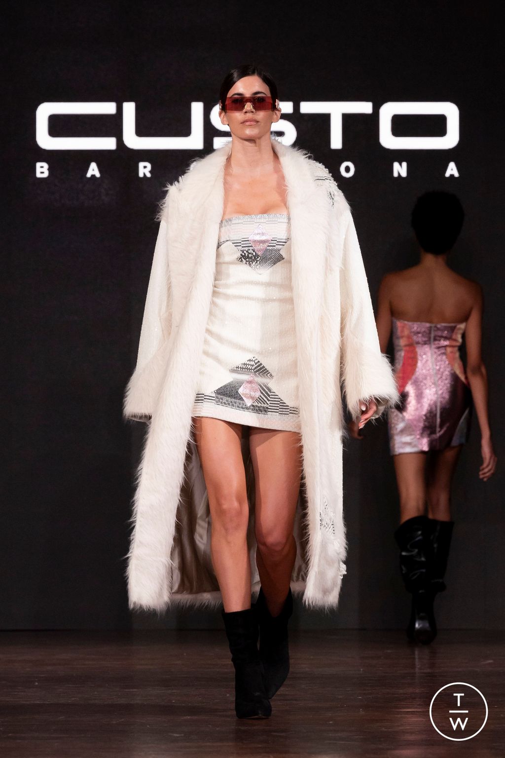 Fashion Week Milan Fall/Winter 2024 look 43 from the Custo Barcelona collection womenswear