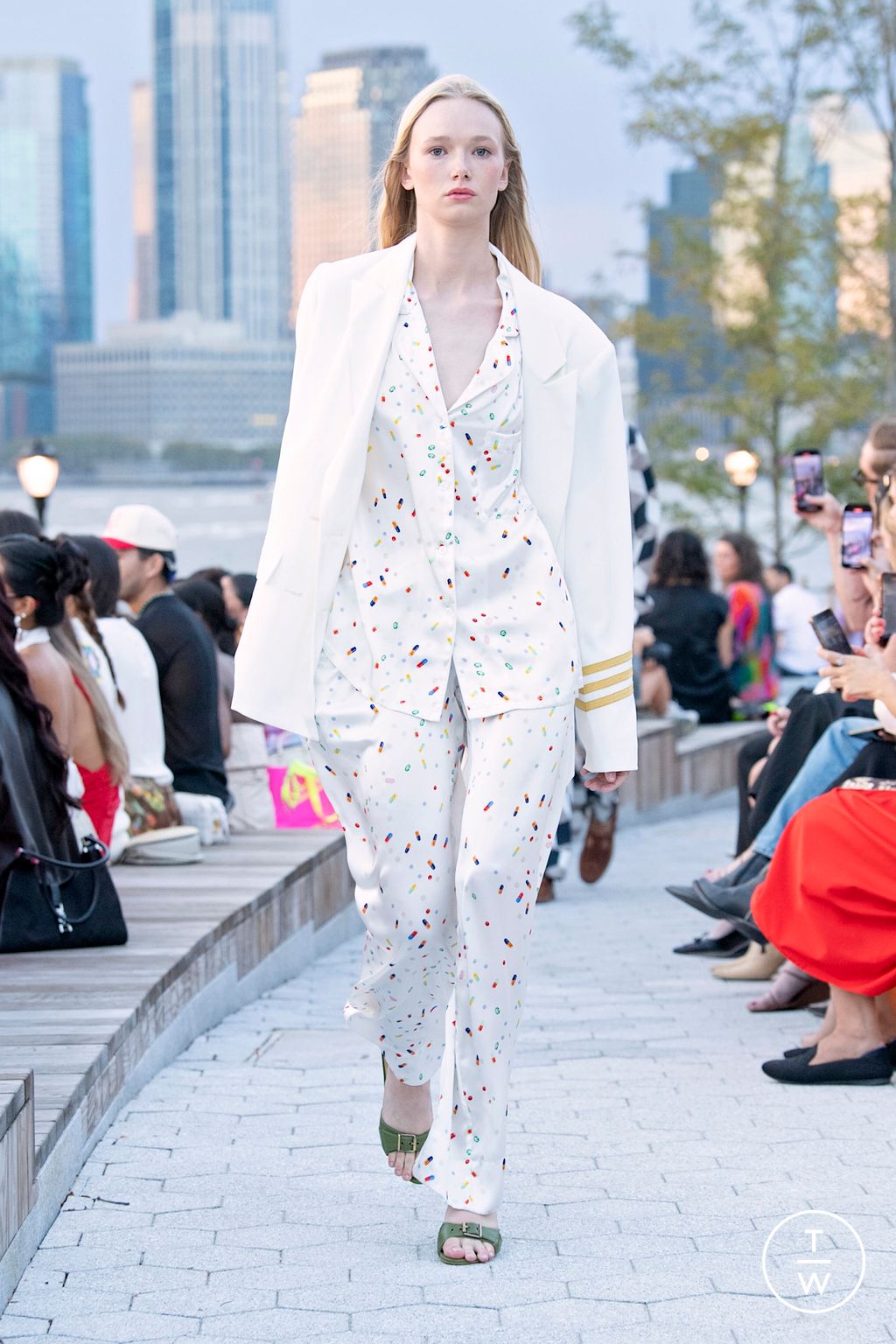 Fashion Week New York Spring/Summer 2026 look 35 from the Cynthia Rowley collection womenswear