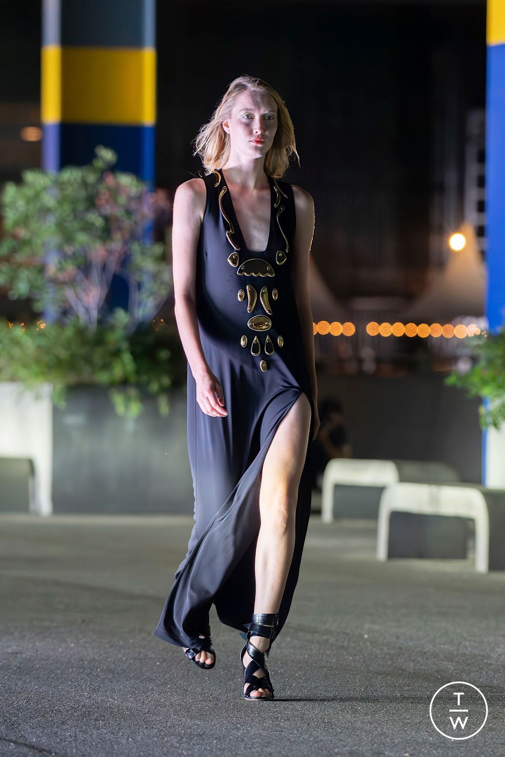 Fashion Week New York Spring/Summer 2025 look 2 from the Cynthia Rowley collection womenswear