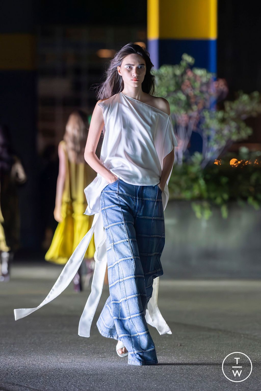 Fashion Week New York Spring/Summer 2025 look 13 from the Cynthia Rowley collection womenswear