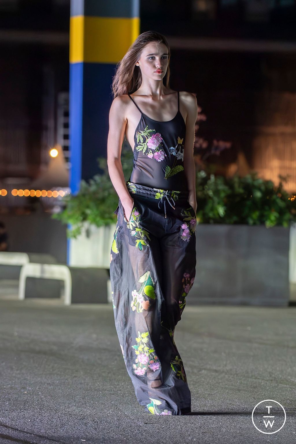 Fashion Week New York Spring/Summer 2025 look 18 from the Cynthia Rowley collection 女装