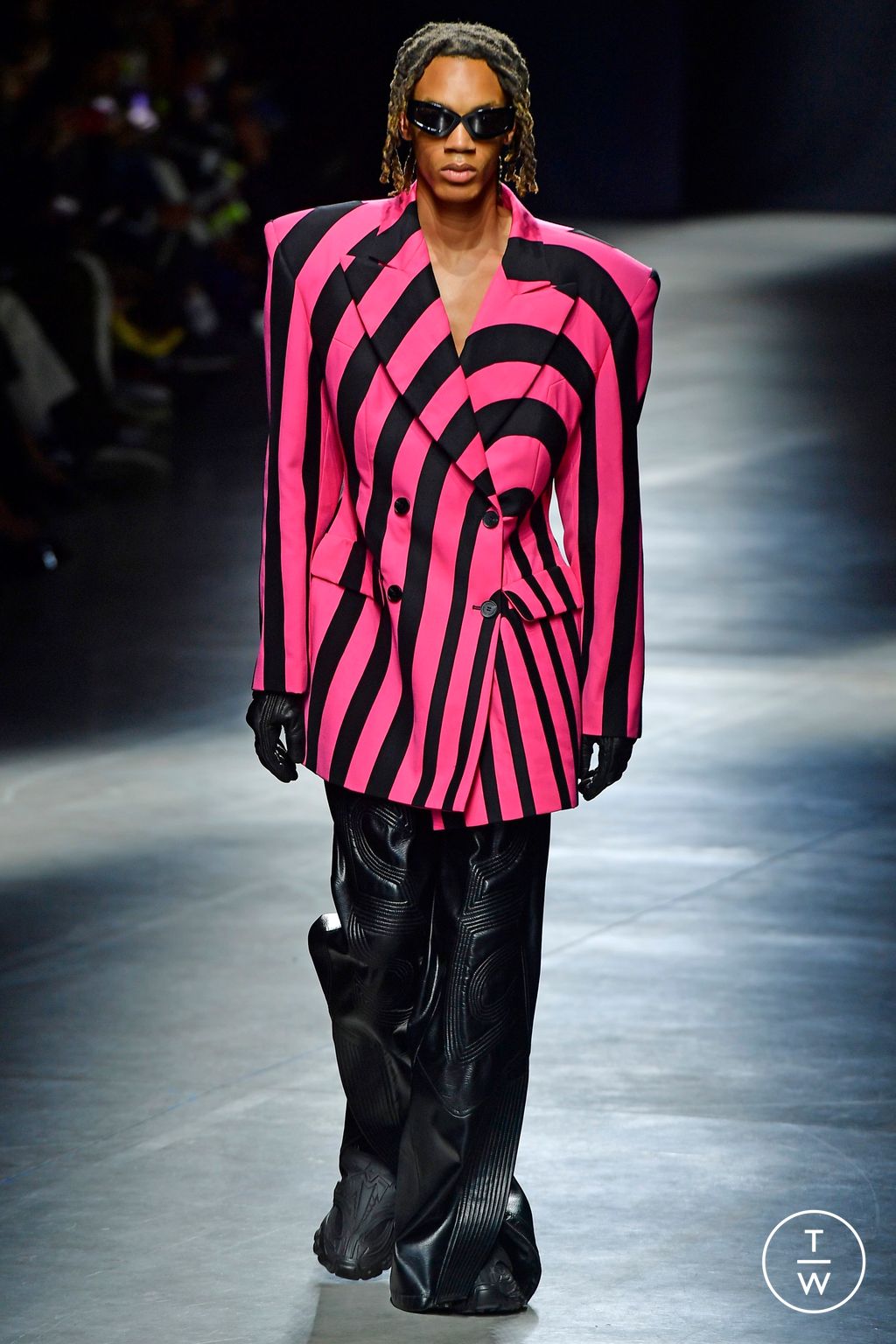 Fashion Week Milan Spring/Summer 2023 look 8 from the Annakiki collection 女装