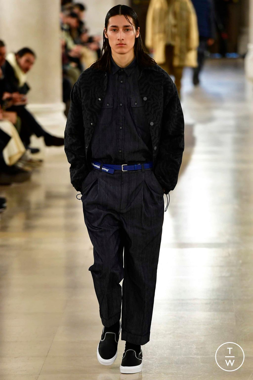 Fashion Week Paris Fall/Winter 2023 look 15 from the White Mountaineering collection 男装